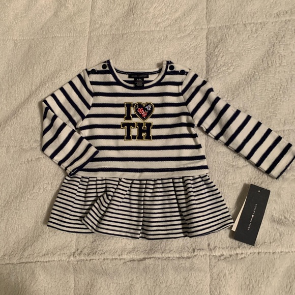 Girls Tommy Hilfiger 2 Piece Outfit - Picture 3 of 16